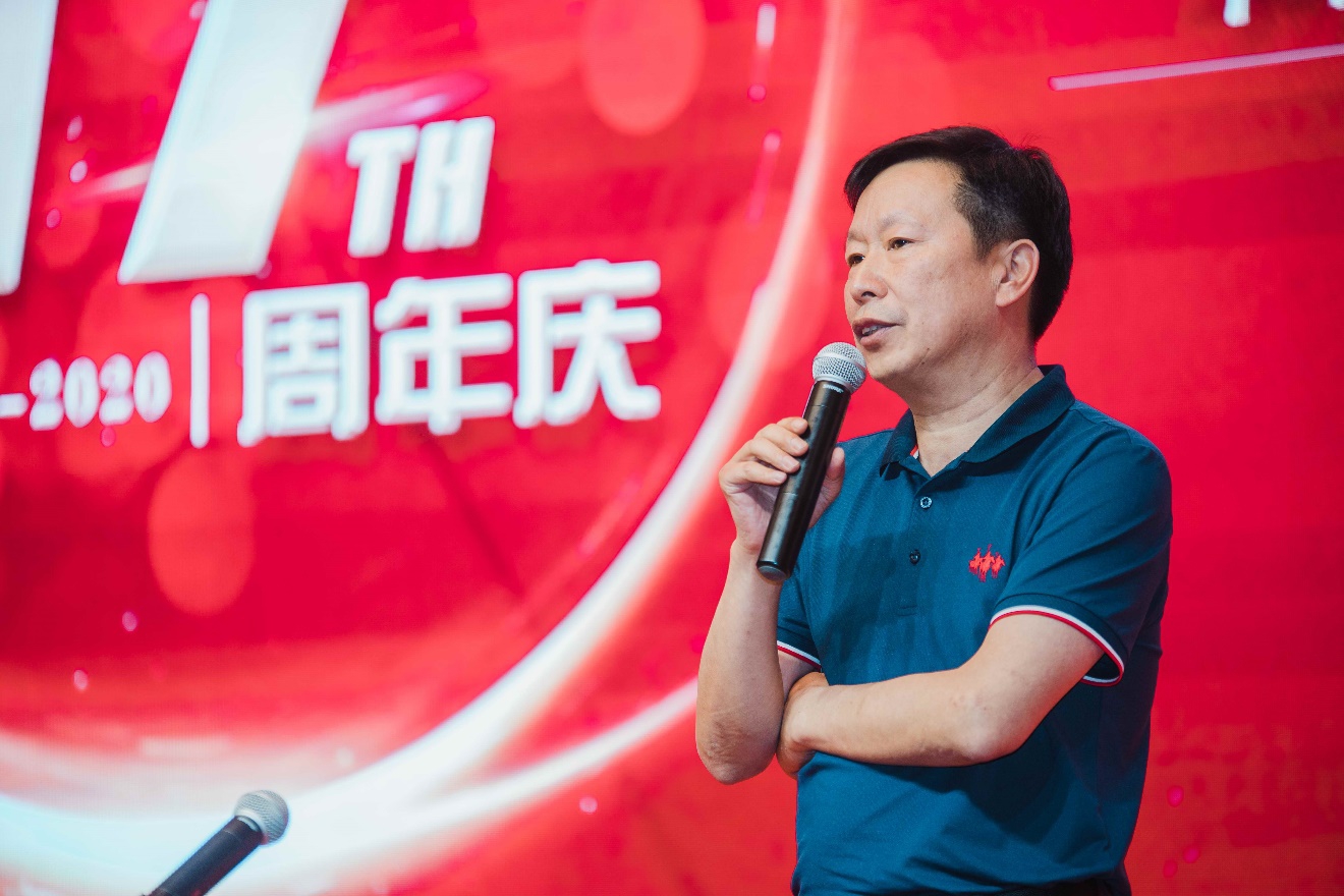 满堂彩十七载 因你更精彩