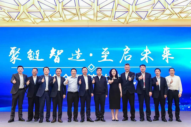 “聚链智造”引领工业集聚生长 满堂彩股份与多家企业告竣战略相助